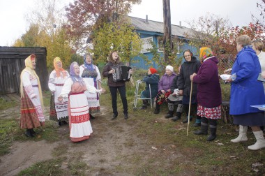 А в душе тихая радость:   вспомнили, не забыли…