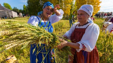 Агропром берет курс на местную продукцию Агропром берет курс на местную продукцию