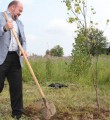 Березка в Норинской: поэту – от губернатора Березка в Норинской: поэту – от губернатора