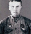 «И детям, внукам мы своим накажем, чтоб помнили, солдат, они тебя!» «И детям, внукам мы своим накажем, чтоб помнили, солдат, они тебя!»