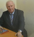 Зашел в гости и подарил свою книгу
